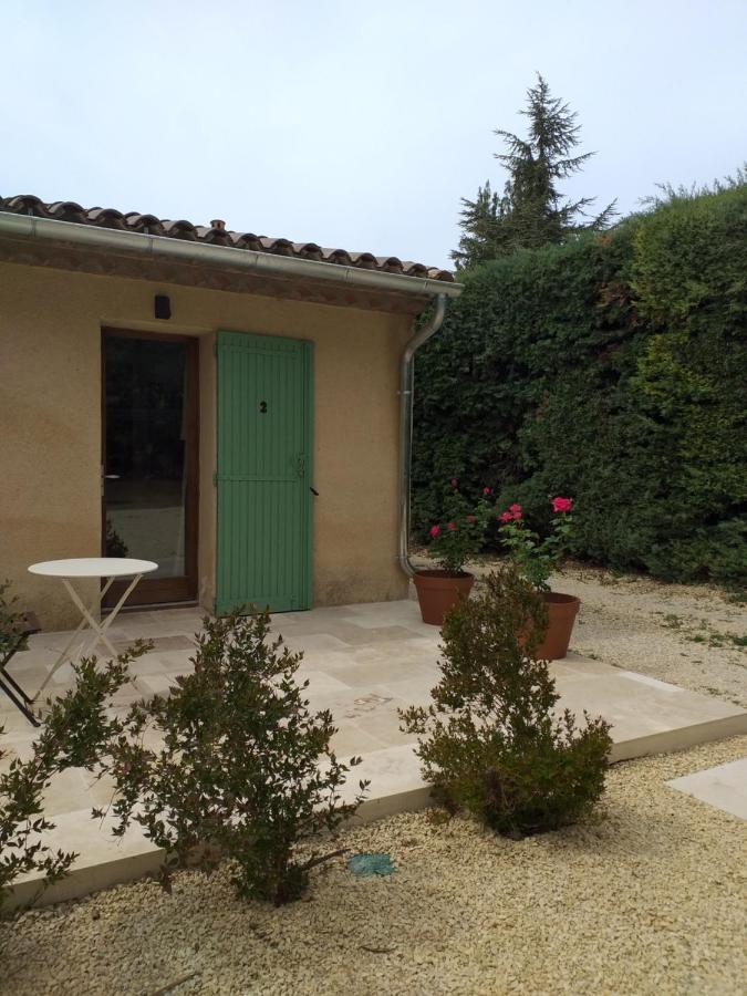 Bed and Breakfast Les Cheneslierres Lourmarin Esterno foto