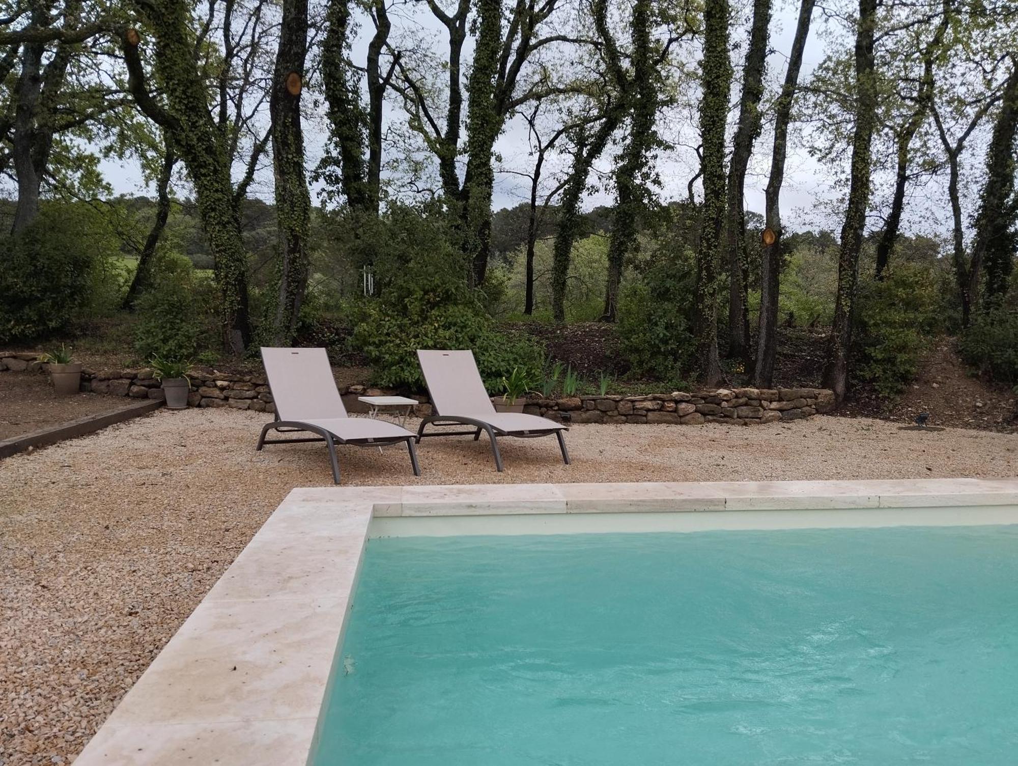 Bed and Breakfast Les Cheneslierres Lourmarin Esterno foto